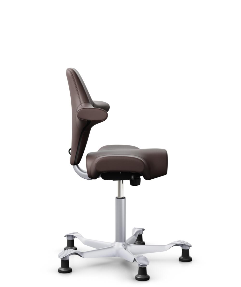 HÅG Capisco 8106 - Paloma Soft (Wollsdorf) - Semi-aniline Leder - PL55130 Dark brown - Framekleur - Zilver - Gasveer - 200 mm (Zithoogte 46-64cm) - Vloercontact - Glijdoppen - Voetenring - Nee, geen voetenring - Voetster - Nee, voetster in framekleur - 1