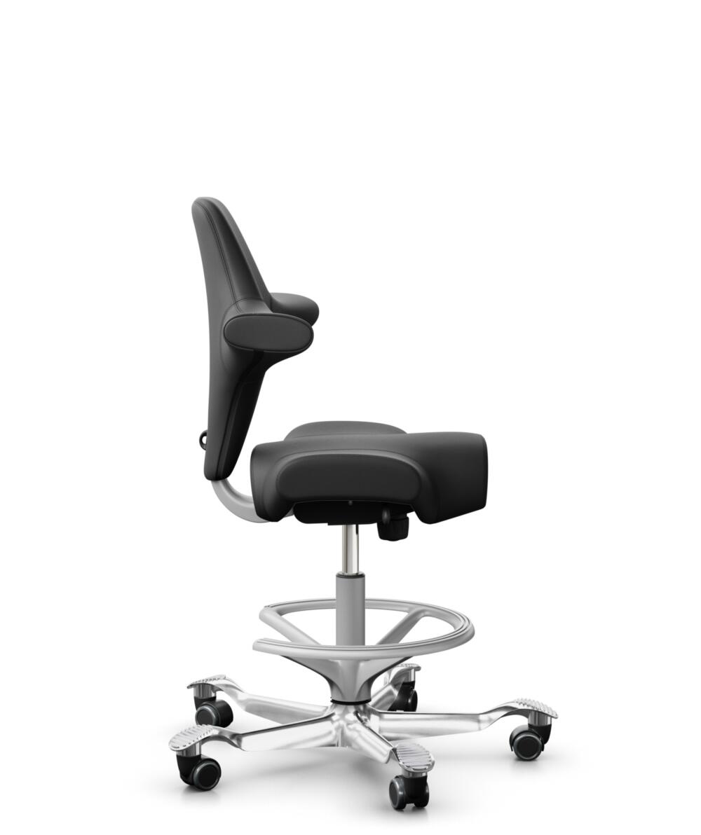HÅG Capisco 8106 - Paloma Soft (Wollsdorf) - Semi-aniline Leder - PL56100 Black - Framekleur - Zilver - Gasveer - 200 mm (Zithoogte 46-64cm) - Vloercontact - Harde wielen t.b.v. zachte vloeren - Voetenring - Ja, in framekleur - Voetster - Ja, voetster ... - 2