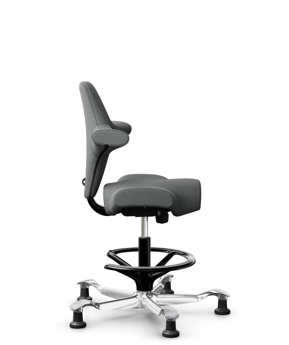 HÅG Capisco 8106 - Cura Loop (Gabriel) - Gerecycled Polyester - CLP60109 - Grey - Framekleur - Zwart - Gasveer - 265 mm (Zithoogte 53-79cm) - Vloercontact - Glijdoppen - Voetenring - Ja, in framekleur - Voetster - Ja, voetster in gepolijst aluminium - 2
