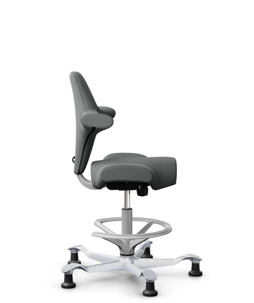 HÅG Capisco 8106 - Cura Loop (Gabriel) - Gerecycled Polyester - CLP60109 - Grey - Framekleur - Zilver - Gasveer - 200 mm (Zithoogte 46-64cm) - Vloercontact - Glijdoppen - Voetenring - Ja, in framekleur - Voetster - Nee, voetster in framekleur - 2