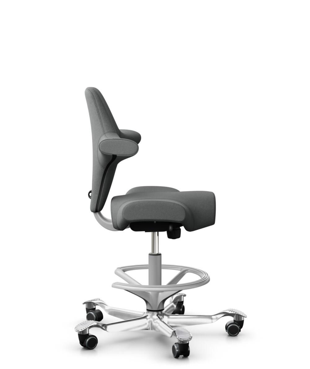 HÅG Capisco 8106 - Cura Loop (Gabriel) - Gerecycled Polyester - CLP60109 - Grey - Framekleur - Zilver - Gasveer - 265 mm (Zithoogte 53-79cm) - Vloercontact - Zachte wielen t.b.v. harde vloeren - Voetenring - Ja, in framekleur - Voetster - Ja, voetster ... - 2