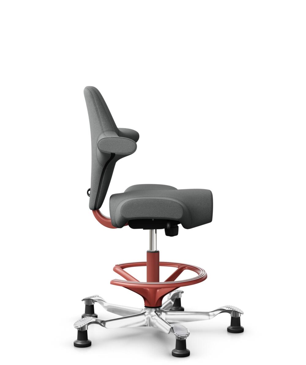HÅG Capisco 8106 - Cura Loop (Gabriel) - Gerecycled Polyester - CLP60109 - Grey - Framekleur - Blush Rose - Gasveer - 200 mm (Zithoogte 46-64cm) - Vloercontact - Glijdoppen - Voetenring - Ja, in framekleur - Voetster - Ja, voetster in gepolijst aluminium - 2