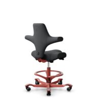 HÅG Capisco 8106 - Select (Gabriel) - Laine / Polyamide - SC60051 - Charcoal - Blush Rose - 265 mm (hauteur d’assise 53–79 cm) - Roues dures pour sols souples thumbnail