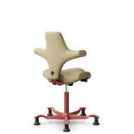 HÅG Capisco 8106 - Select (Gabriel) - Wol / Polyamide - SC62097 - Light ochre - Framekleur - Blush Rose - Gasveer - 200 mm (Zithoogte 46-64cm) - Vloercontact - Glijdoppen - Voetenring - Nee, geen voetenring - Voetster - Nee, voetster in framekleur thumbnail