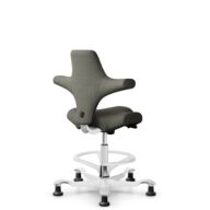 HÅG Capisco 8106 - Capture (Gabriel) - Laine / Polyamide - CPT4401 - Warm grey - Blanc - 200 mm (hauteur d’assise 46–64 cm) - Patins thumbnail
