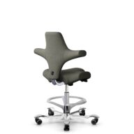 HÅG Capisco 8106 - Capture (Gabriel) - Laine / Polyamide - CPT4401 - Warm grey - Argent - 265 mm (hauteur d’assise 53–79 cm) - Roues dures pour sols souples thumbnail