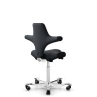 HÅG Capisco 8106 - Oceanic (Camira) - Polyester recyclé - OCI001 - Black - Blanc - 150 mm (hauteur d’assise 40–55 cm) - Roues dures pour sols souples thumbnail