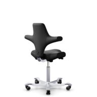 HÅG Capisco 8106 - Illusion 3.0 (Nevotex) - Polyurethaan Kunstleer - ILU3110 - Black - Framekleur - Zilver - Gasveer - 150 mm (Zithoogte 40-55cm) - Vloercontact - Harde wielen t.b.v. zachte vloeren - Voetenring - Nee, geen voetenring - Voetster - Nee, ... thumbnail