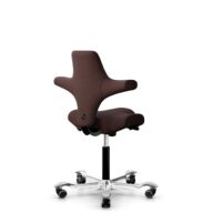 HÅG Capisco 8106 - Sirdal (GU) - Laine - SRD480 - Chestnut - Noir - 200 mm (hauteur d’assise 46–64 cm) - Roues dures pour sols souples thumbnail