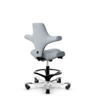HÅG Capisco 8106 - Sirdal (GU) - Wolle - SRD120 Light grey - Schwarz - 265 mm (Sitzhöhe 53-79cm) - Harte Rollen für weiche Böden thumbnail