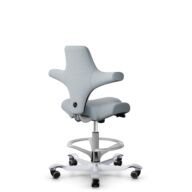 HÅG Capisco 8106 - Sirdal (GU) - Laine - SRD120 Light grey - Argent - 200 mm (hauteur d’assise 46–64 cm) - Roues souples pour sols durs thumbnail