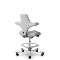 HÅG Capisco 8106 - Steelcut Trio 3 (Kvadrat) - Laine / Polyamide - STT133 - Light grey - Argent - 200 mm (hauteur d’assise 46–64 cm) - Roues dures pour sols souples thumbnail