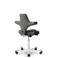 HÅG Capisco 8106 - Steelcut Trio 3 (Kvadrat) - Laine / Polyamide - STT383 - Charcoal - Blanc - 265 mm (hauteur d’assise 53–79 cm) - Roues souples pour sols durs thumbnail