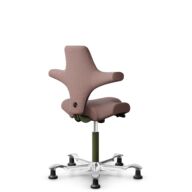 HÅG Capisco 8106 - Steelcut Trio 3 (Kvadrat) - Wol / Polyamide - STT645 - Dusty red - Framekleur - Moss Grey - Gasveer - 200 mm (Zithoogte 46-64cm) - Vloercontact - Glijdoppen - Voetenring - Nee, geen voetenring - Voetster - Ja, voetster in gepolijst a... thumbnail