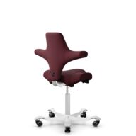 HÅG Capisco 8106 - Steelcut 3 (Kvadrat) - Laine / Polyamide - STT682 Chestnut - Blanc - 200 mm (hauteur d’assise 46–64 cm) - Roues souples pour sols durs thumbnail