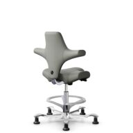 HÅG Capisco 8106 - Paloma Soft (Wollsdorf) - Cuero semi-anilina - ATG55115 - Warm grey - Silver - 200 mm (seat height 46-64cm) - Glides thumbnail