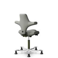 HÅG Capisco 8106 - Paloma Soft (Wollsdorf) - Cuero semi-anilina - ATG55115 - Warm grey - Moss Grey - 150mm (seat height 40–55cm) - Glides thumbnail