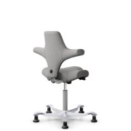 HÅG Capisco 8106 - Cura Loop (Gabriel) - Polyester recyclé - CLP60110 Light grey - Argent - 150 mm (hauteur d’assise 40–55 cm) - Patins thumbnail