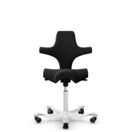 HÅG Capisco 8106 - Xtreme (Camira) - Gerecycled Polyester - EXR009 - Black - Wit - 150mm - Harde wielen t.b.v. zachte vloeren thumbnail