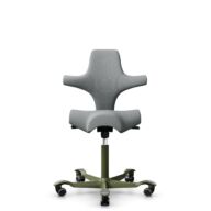 HÅG Capisco 8106 - Select (Gabriel) - Laine / Polyamide - SC60131 - Light ash grey - Moss Grey - 265 mm (hauteur d’assise 53–79 cm) - Roues dures pour sols souples thumbnail