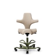 HÅG Capisco 8106 - Select (Gabriel) - Wol / Polyamide - SC61188 - Light beige - Framekleur - Moss Grey - Gasveer - 200 mm (Zithoogte 46-64cm) - Vloercontact - Zachte wielen t.b.v. harde vloeren - Voetenring - Ja, in framekleur - Voetster - Nee, voetste... thumbnail