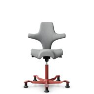 HÅG Capisco 8106 - Capture (Gabriel) - Wol / Polyamide - CPT4102 - Light grey - Framekleur - Blush Rose - Gasveer - 150 mm (Zithoogte 40-55cm) - Vloercontact - Glijdoppen - Voetenring - Nee, geen voetenring - Voetster - Nee, voetster in framekleur thumbnail