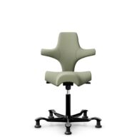 HÅG Capisco 8106 - Capture (Gabriel) - Laine / Polyamide - CPT5101 - Green-grey - Noir - 265 mm (hauteur d’assise 53–79 cm) - Patins thumbnail