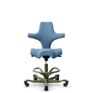 HÅG Capisco 8106 - Oceanic (Camira) - Gerecycled Polyester - OCI011 - Light blue - Framekleur - Moss Grey - Gasveer - 200 mm (Zithoogte 46-64cm) - Vloercontact - Harde wielen t.b.v. zachte vloeren - Voetenring - Ja, in framekleur - Voetster - Nee, voet... thumbnail