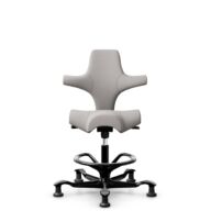 HÅG Capisco 8106 - Oceanic (Camira) - Recyceltes Polyesters - OCI014 - Light beige - Schwarz - 200 mm (Sitzhöhe 46-64cm) - Bodengleiter thumbnail