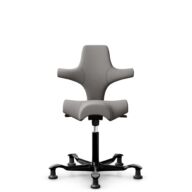 HÅG Capisco 8106 - Oceanic (Camira) - Recyceltes Polyesters - OCI008 - Warm grey - Schwarz - 265 mm (Sitzhöhe 53-79cm) - Bodengleiter thumbnail