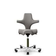 HÅG Capisco 8106 - Oceanic (Camira) - Polyester recyclé - OCI008 - Warm grey - Moss Grey - 265 mm (hauteur d’assise 53–79 cm) - Roues souples pour sols durs thumbnail