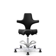 HÅG Capisco 8106 - Illusion 3.0 (Nevotex) - Polyurethaan Kunstleer - ILU3110 - Black - Framekleur - Zilver - Gasveer - 200 mm (Zithoogte 46-64cm) - Vloercontact - Glijdoppen - Voetenring - Ja, in framekleur - Voetster - Nee, voetster in framekleur thumbnail