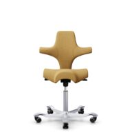 HÅG Capisco 8106 - Sirdal (GU) - Laine - SRD320 - Ochre - Argent - 200 mm (hauteur d’assise 46–64 cm) - Roues dures pour sols souples thumbnail