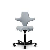 HÅG Capisco 8106 - Sirdal (GU) - Laine - SRD120 Light grey - Noir - 265 mm (hauteur d’assise 53–79 cm) - Roues dures pour sols souples thumbnail