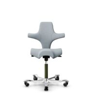 HÅG Capisco 8106 - Sirdal (GU) - Wol - SRD120 Light grey - Framekleur - Moss Grey - Gasveer - 200 mm (Zithoogte 46-64cm) - Vloercontact - Harde wielen t.b.v. zachte vloeren - Voetenring - Nee, geen voetenring - Voetster - Ja, voetster in gepolijst alum... thumbnail