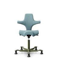 HÅG Capisco 8106 - Sirdal (GU) - Laine - SRD730 Blue - Moss Grey - 150 mm (hauteur d’assise 40–55 cm) - Patins thumbnail