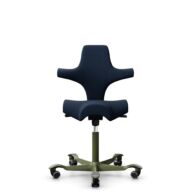 HÅG Capisco 8106 - Sirdal (GU) - Laine - SRD780 Dark blue - Moss Grey - 200 mm (hauteur d’assise 46–64 cm) - Roues dures pour sols souples thumbnail