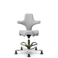 HÅG Capisco 8106 - Steelcut Trio 3 (Kvadrat) - Laine / Polyamide - STT133 - Light grey - Moss Grey - 265 mm (hauteur d’assise 53–79 cm) - Patins thumbnail