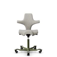 HÅG Capisco 8106 - Steelcut Trio 3 (Kvadrat) - Wol / Polyamide - STT213 - Light beige - Framekleur - Moss Grey - Gasveer - 150 mm (Zithoogte 40-55cm) - Vloercontact - Harde wielen t.b.v. zachte vloeren - Voetenring - Nee, geen voetenring - Voetster - N... thumbnail