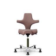 HÅG Capisco 8106 - Steelcut Trio 3 (Kvadrat) - Wol / Polyamide - STT645 - Dusty red - Framekleur - Moss Grey - Gasveer - 200 mm (Zithoogte 46-64cm) - Vloercontact - Glijdoppen - Voetenring - Nee, geen voetenring - Voetster - Ja, voetster in gepolijst a... thumbnail