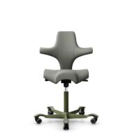 HÅG Capisco 8106 - Paloma Soft (Wollsdorf) - Semi-aniline Leder - PL55115 Warm grey - Framekleur - Moss Grey - Gasveer - 200 mm (Zithoogte 46-64cm) - Vloercontact - Harde wielen t.b.v. zachte vloeren - Voetenring - Nee, geen voetenring - Voetster - Nee... thumbnail