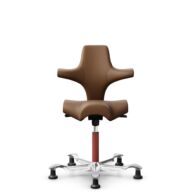 HÅG Capisco 8106 - Paloma Soft (Wollsdorf) - Cuero semi-anilina - PL05429 Cognac - Blush Rose - 265 mm (seat height 53-79cm) - Glides thumbnail