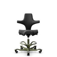 HÅG Capisco 8106 - Paloma Soft (Wollsdorf) - Semi-aniline Leder - PL56100 Black - Framekleur - Moss Grey - Gasveer - 200 mm (Zithoogte 46-64cm) - Vloercontact - Harde wielen t.b.v. zachte vloeren - Voetenring - Ja, in framekleur - Voetster - Nee, voets... thumbnail