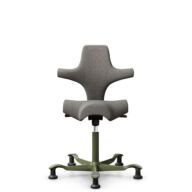 HÅG Capisco 8106 - Cura Loop (Gabriel) - Polyester recyclé - CLP61168 Beige-grey - Moss Grey - 265 mm (hauteur d’assise 53–79 cm) - Patins thumbnail