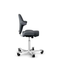 HÅG Capisco 8106 - Select (Gabriel) - Laine / Polyamide - SC60003 - Grey - Blanc - 150 mm (hauteur d’assise 40–55 cm) - Roues souples pour sols durs thumbnail