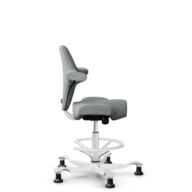 HÅG Capisco 8106 - Select (Gabriel) - Laine / Polyamide - SC60131 - Light ash grey - Blanc - 200 mm (hauteur d’assise 46–64 cm) - Patins thumbnail