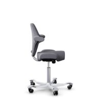 HÅG Capisco 8106 - Xtreme (Camira) - Polyester recyclé - EXR081 - Grey - Argent - 200 mm (hauteur d’assise 46–64 cm) - Roues dures pour sols souples thumbnail