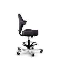 HÅG Capisco 8106 - Xtreme (Camira) - Recyceltes Polyester - EXR145 - Charcoal - Schwarz - 265 mm (Sitzhöhe 53-79cm) - Weiche Rollen für harte Böden thumbnail