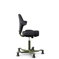 HÅG Capisco 8106 - Xtreme (Camira) - Polyester recyclé - EXR145 - Charcoal - Moss Grey - 265 mm (hauteur d’assise 53–79 cm) - Patins thumbnail