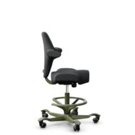 HÅG Capisco 8106 - Select (Gabriel) - Laine / Polyamide - SC60051 - Charcoal - Moss Grey - 265 mm (hauteur d’assise 53–79 cm) - Roues souples pour sols durs thumbnail